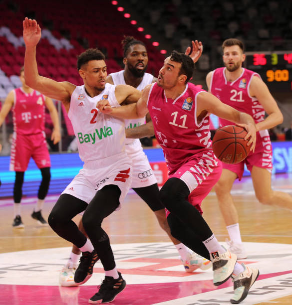 传球一样重 传球一样重