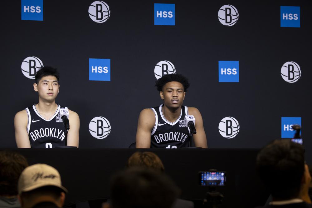 盈利与可持 盈利与可持