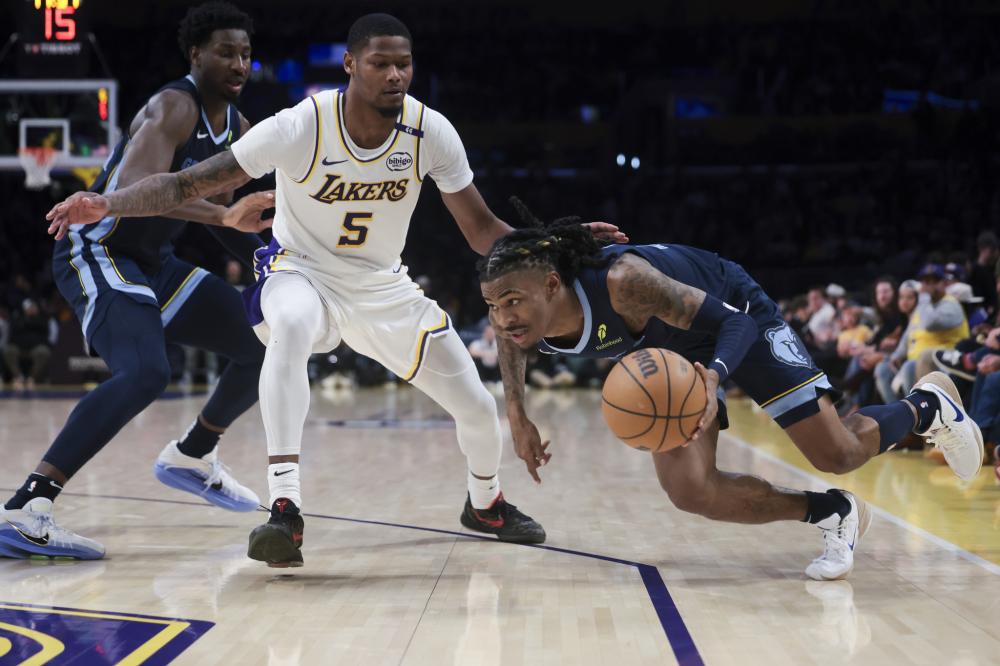 位居全队之 位居全队之